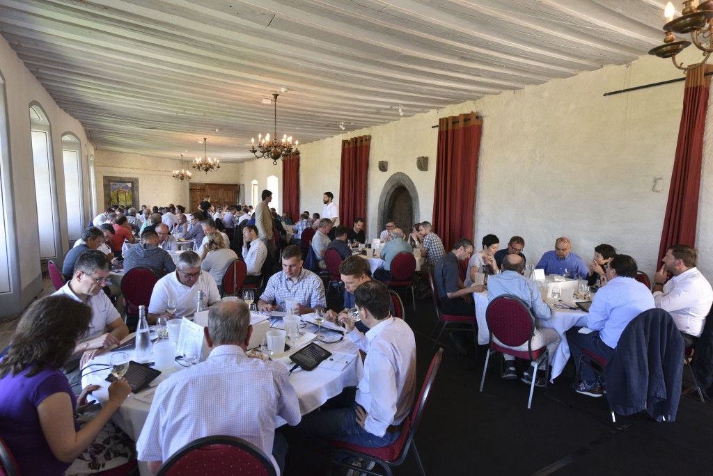 Aigle le 2 juin 2017 Château d'Aigle dans le cadre du Mondial du Chasselas  dégustation du jury  ©2017,studio edouard curchod, tous droits réservés