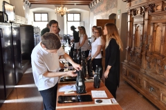 Aigle le 2 juin 2017 ChÃ¢teau d'Aigle dans le cadre du Mondial du Chasselas  dÃ©gustation du jury  Â©2017,studio edouard curchod, tous droits rÃ©servÃ©s