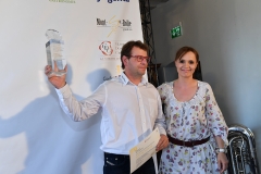 Aigle le 24 juin 2016 ChÃ¢teau d'Aigle  Mondial du Chasselas  CÃ©rÃ©monie de la remise des prix; Meilleur vin neuchÃ¢telois classÃ©ChÃ¢teau dâAuvernier Non FiltrÃ© NeuchÃ¢tel AOC Auvernier 2015 Les Caves du ChÃ¢teau dâAuvernierOffert par NeuchÃ¢tel Vins et Terroir  Â©2016,studio edouard curchod, tous droits rÃ©servÃ©s