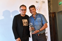 Aigle le 24 juin 2016 ChÃ¢teau d'Aigle  Mondial du Chasselas  CÃ©rÃ©monie de la remise des prix ;Meilleur vin valaisan classÃ©Blanc des Reines - Chasselas en Capitale Valais AOC 2015 Antoine et Christophe BÃ©trisey Offert par Les Vins du Valais Â©2016,studio edouard curchod, tous droits rÃ©servÃ©s