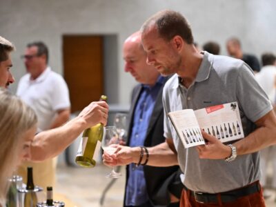 Vaud et Valais brillent au Mondial du chasselas 2025